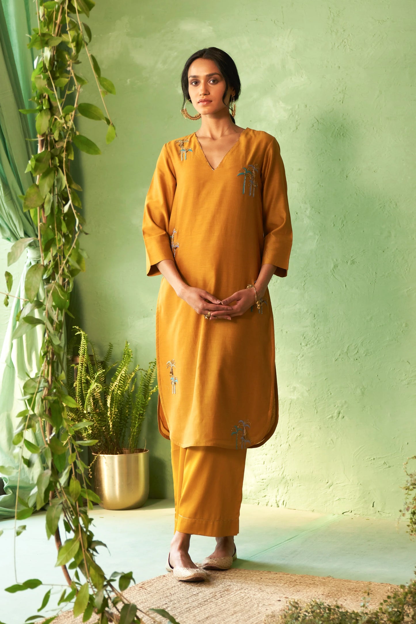 Kinaara Tunic Set