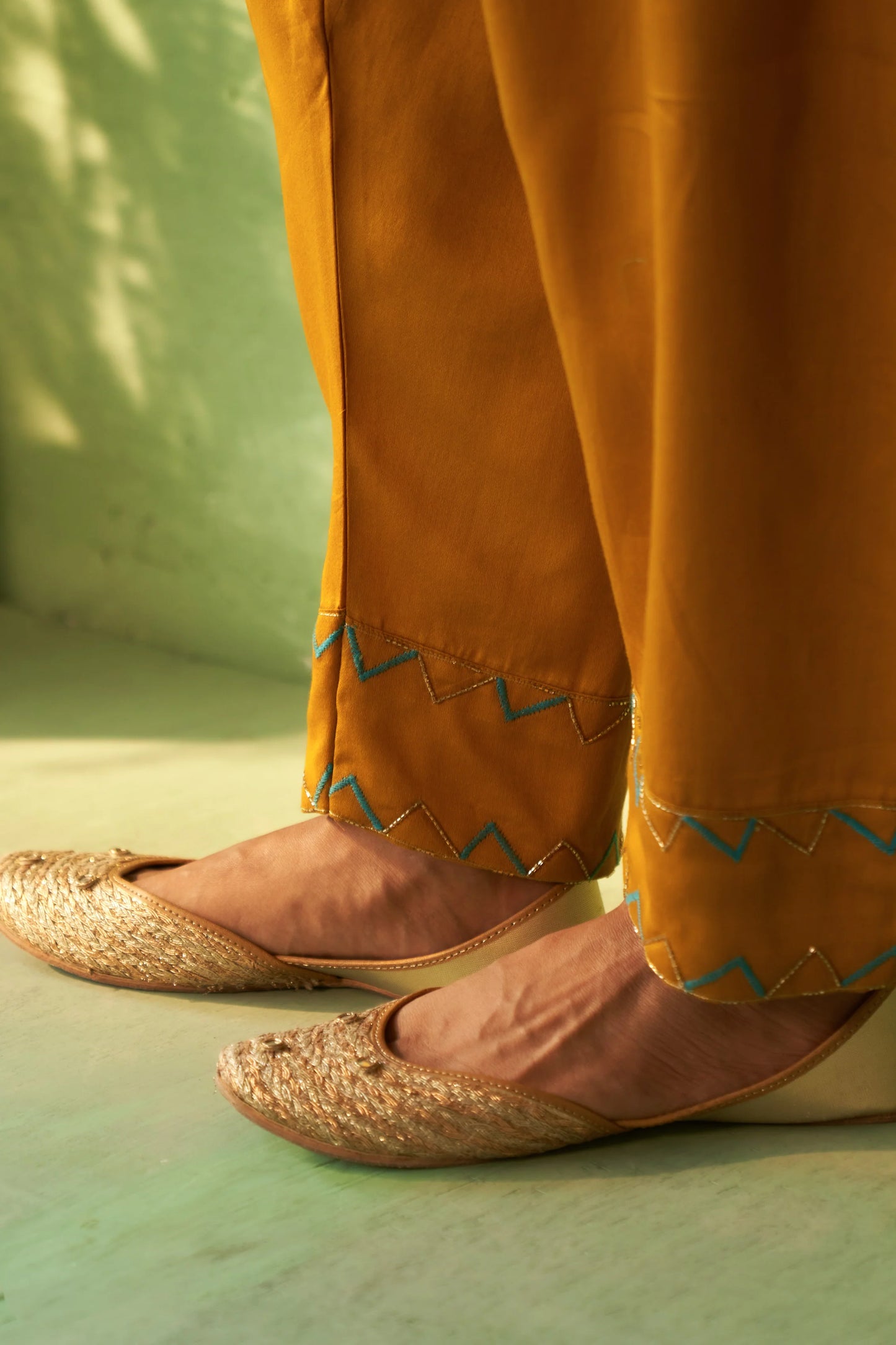 Kinaara Short Kurta Set