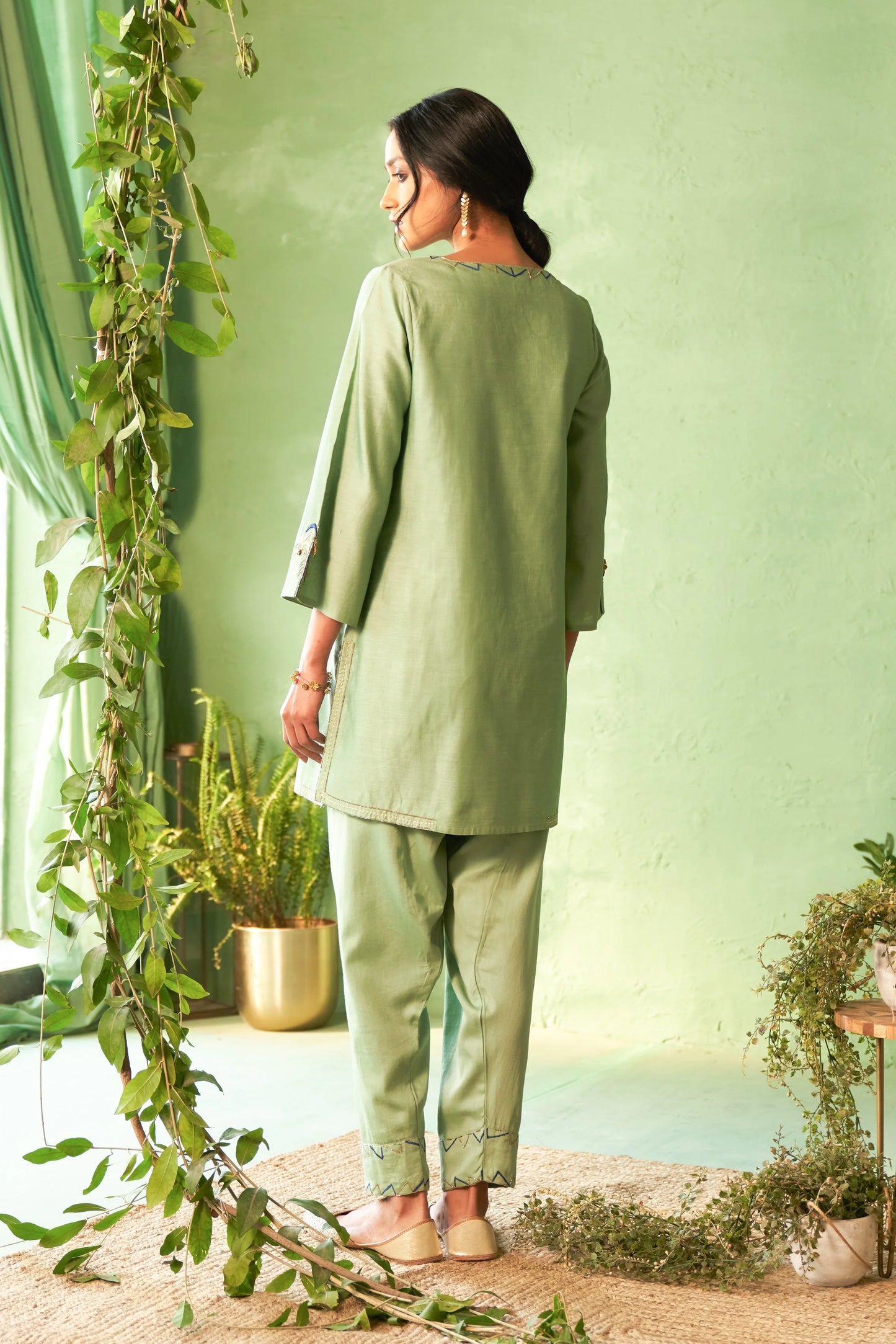 Tea Green Short Kurta Set