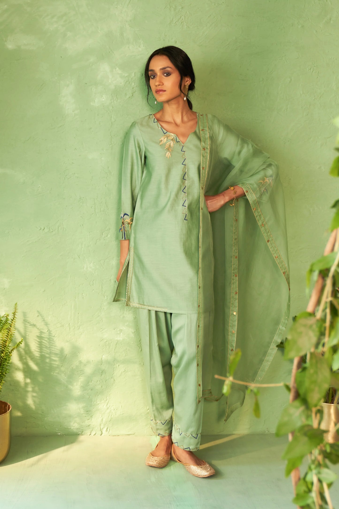 Tea Green Short Kurta Set