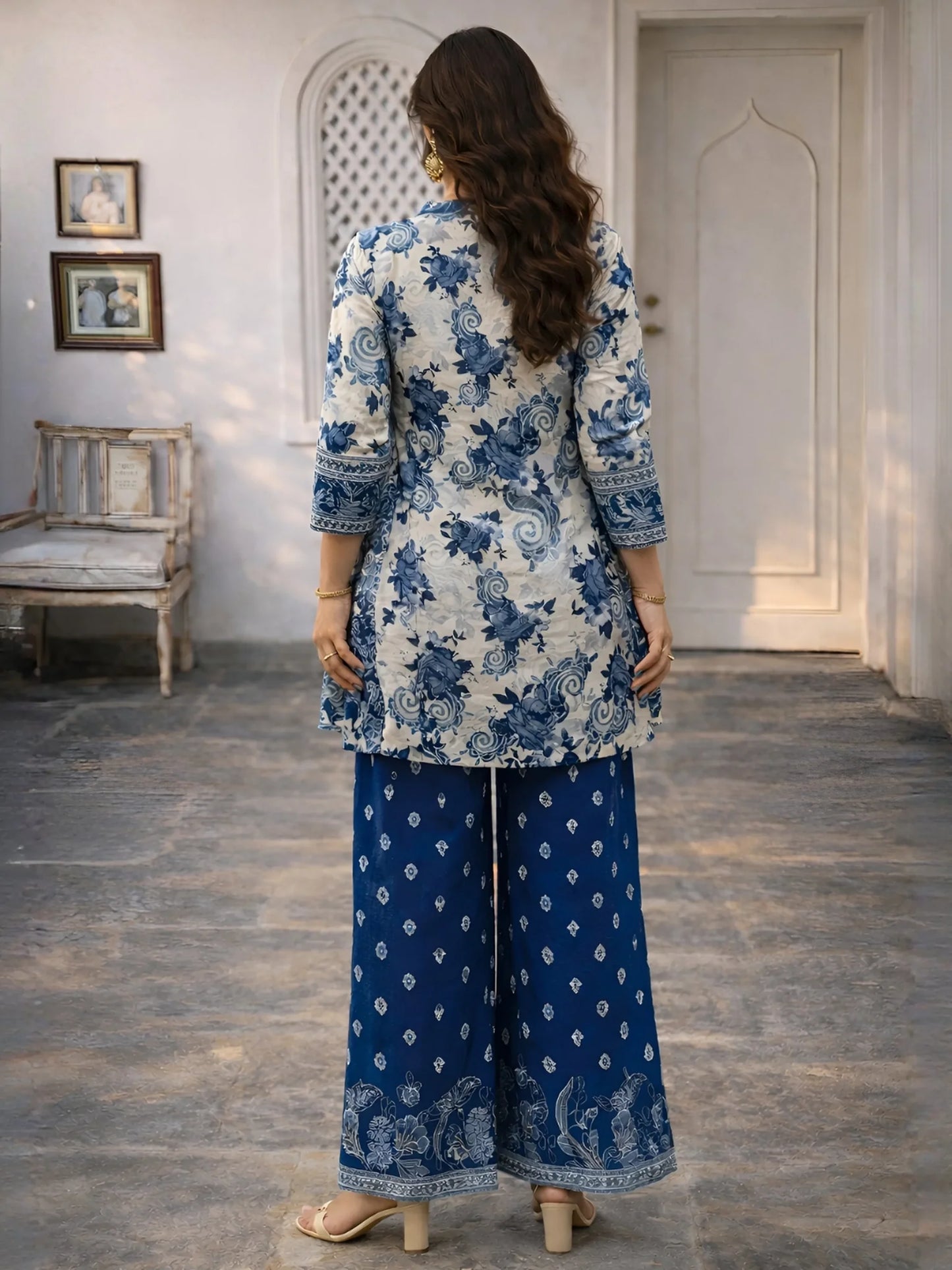 Indigo & Light Grey Embellished Kurta Set in Viscose