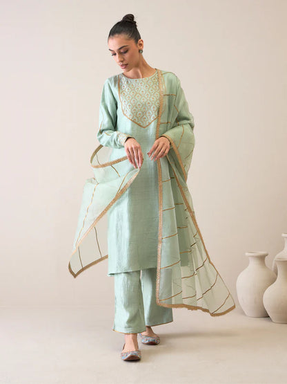 Jaziraa Kurta Set