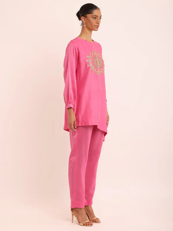 R PINK KURTA & R PINK PANTS
