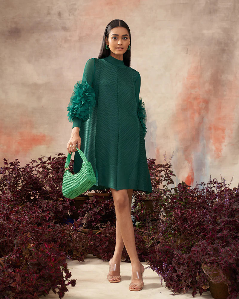 GREEN FLOWER SLEEVES PLEAT DRESS