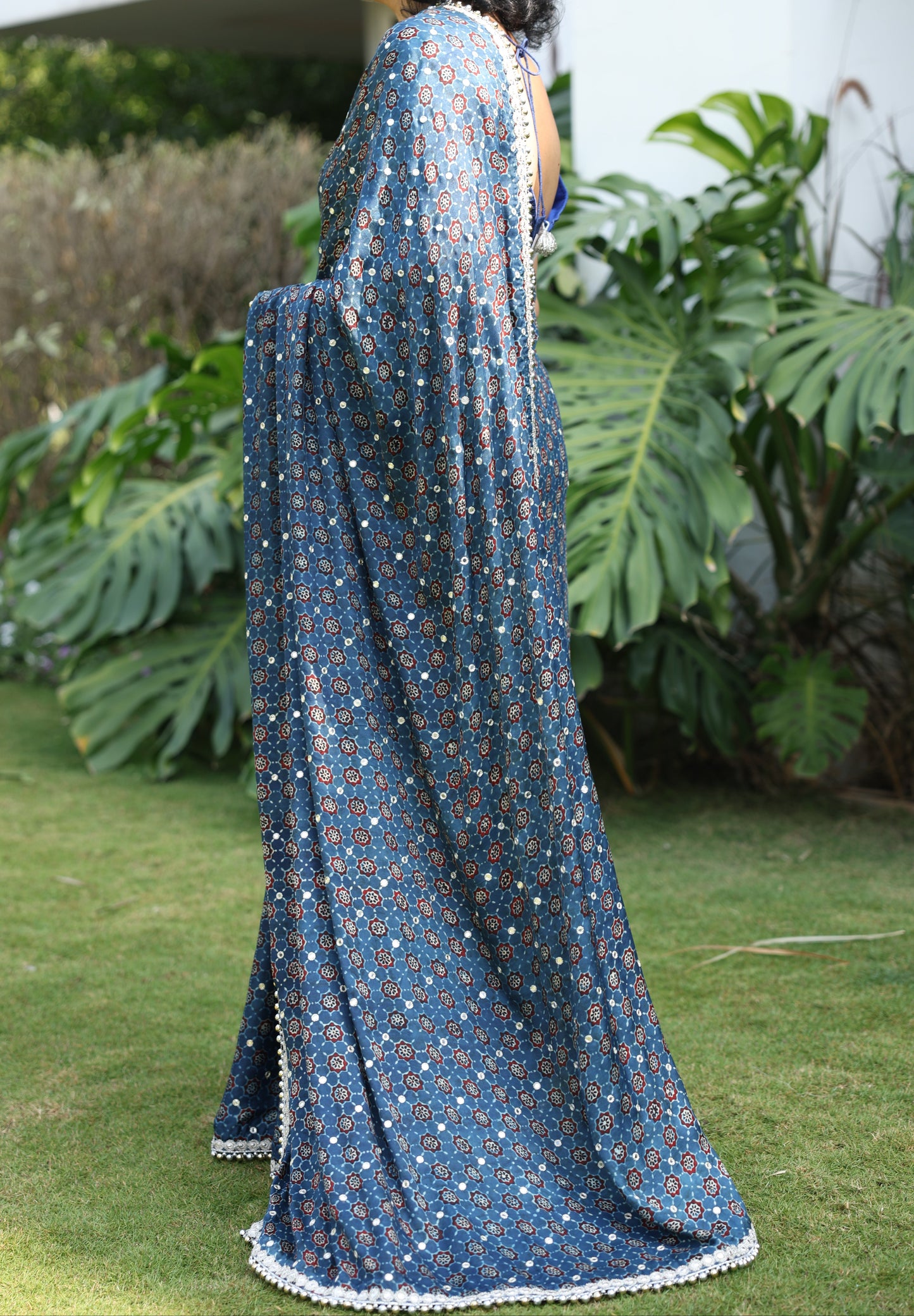 NAVY BLUE AJRAKH SAREE W/BLOUSE PIECE