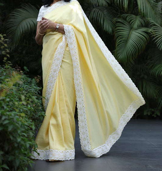 LIGHT YELLOW CREPE SAREE W/BLOUSE PIECE