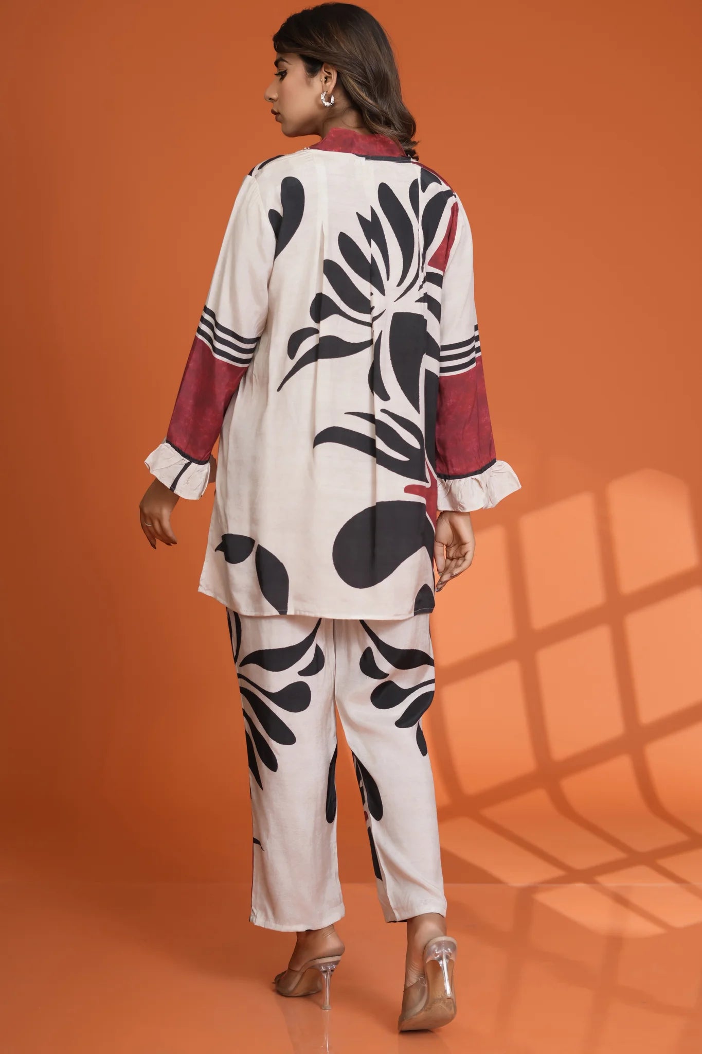 Cream Base Bold Placement Printed V-Neck Co-Ord Set in Muslin