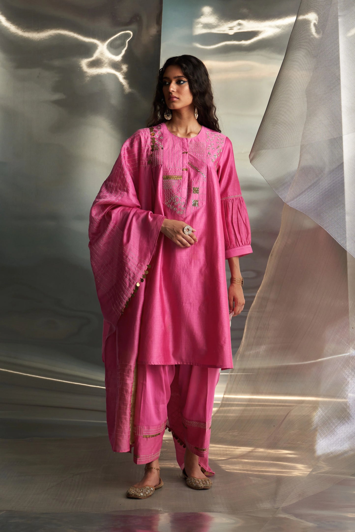 Misr Embroidered Kurta With Heavy Booti Set