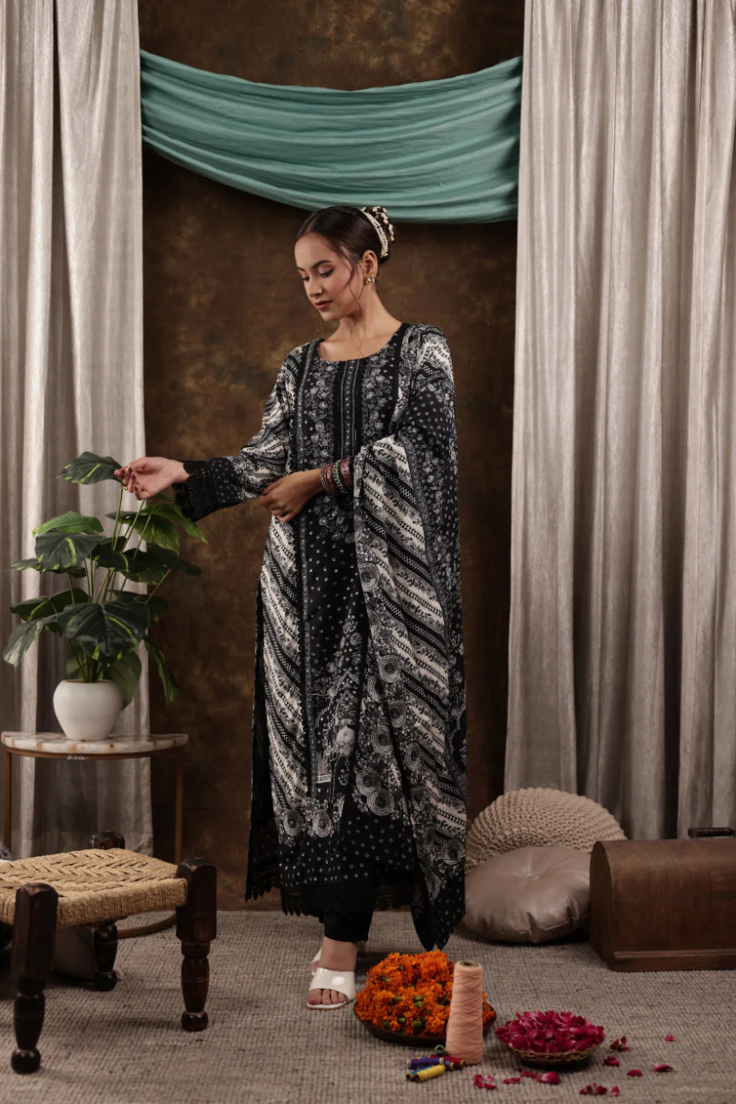 Off-white and Black Printed Muslin Pakistani Ethnic Set with Dupatta