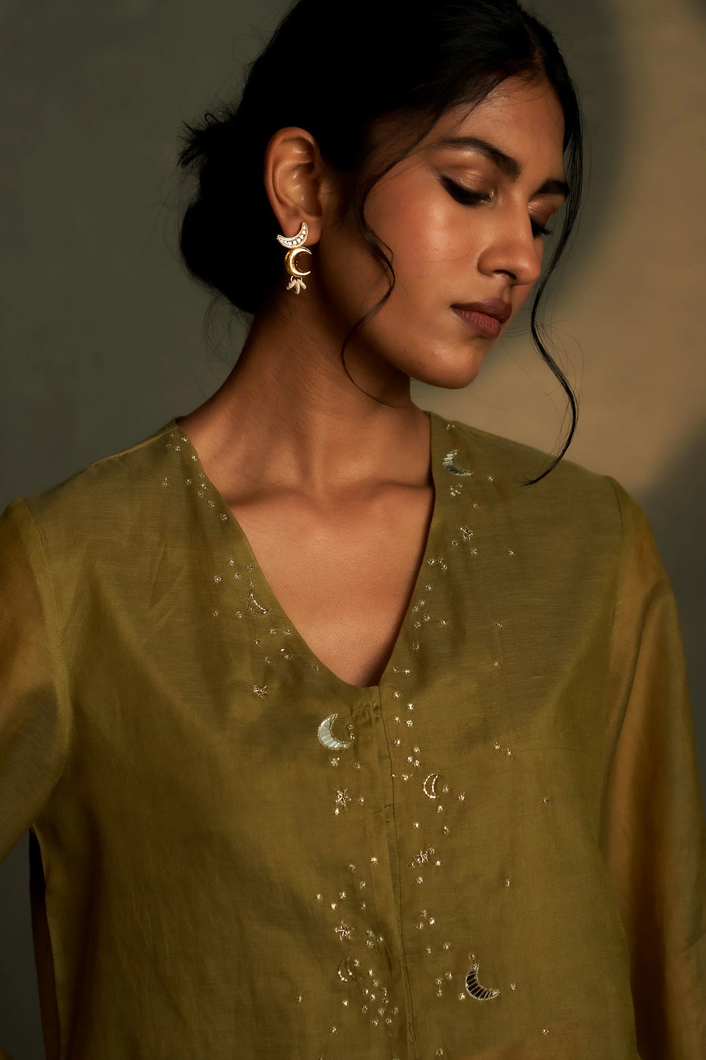 Olive Dusk Chand Sitara Set