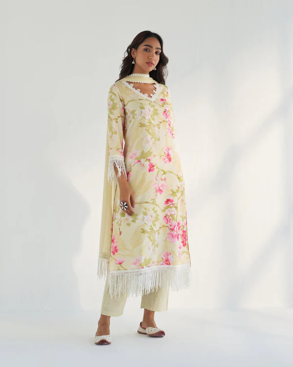 MAHNOOR KURTA SET