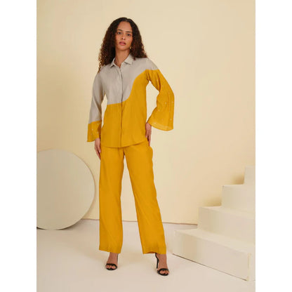 Grey Mustard Asymmetric Roman Coord